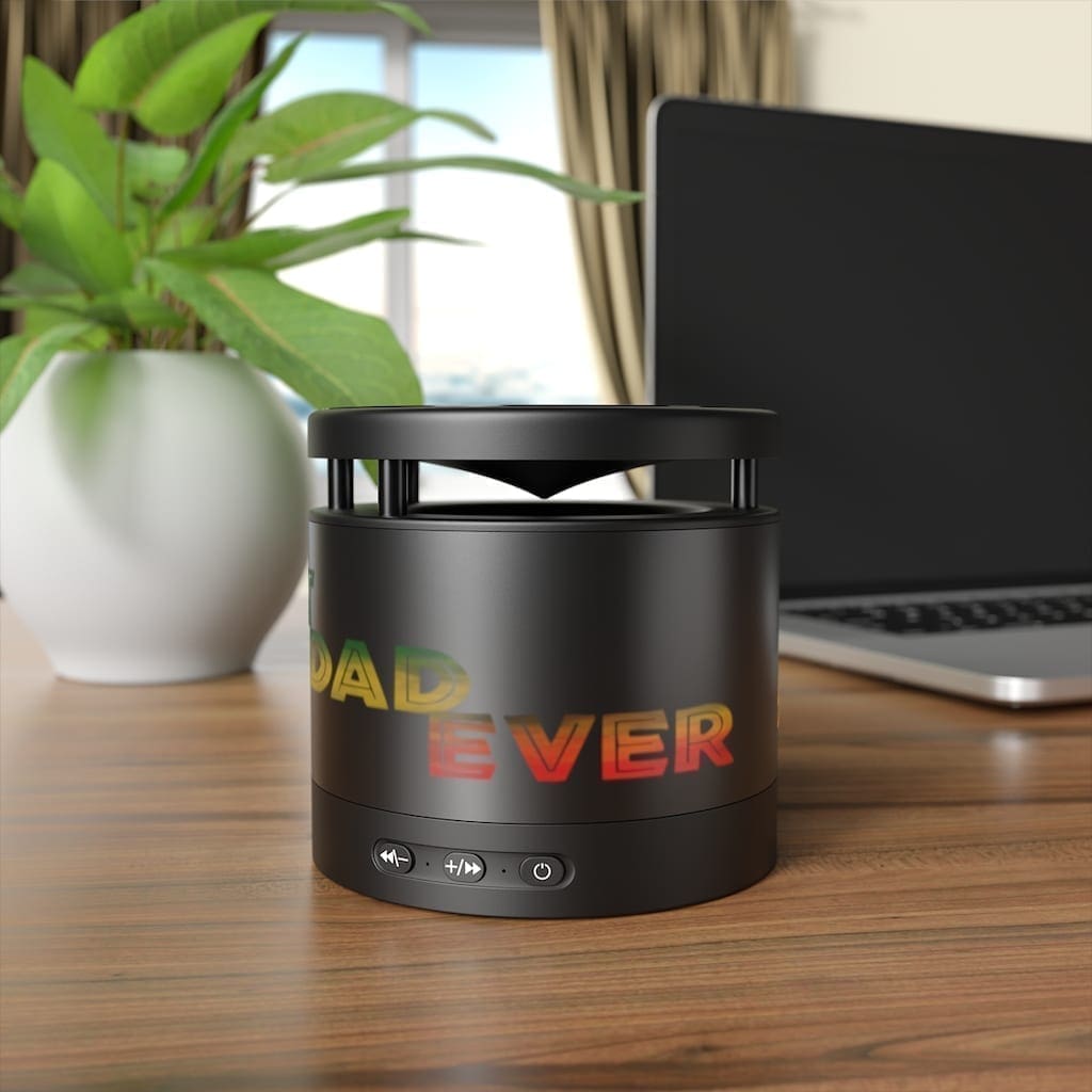 Best Dad Ever Metal Bluetooth Speaker and Wireless Charging Pad - Image 6